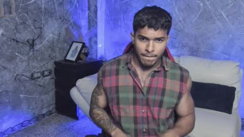 Leo independent model online show from October 7, 12:28 am