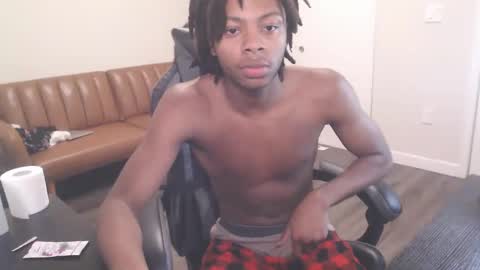 LeoMalonee online show from February 23, 4:50 am