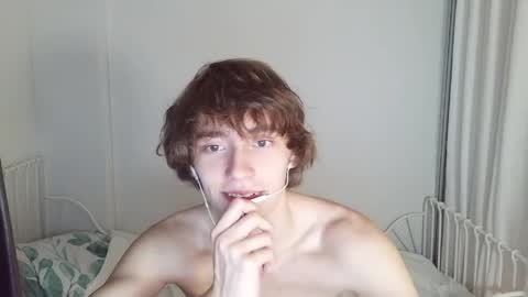 Leon online show from May 11, 4:04 pm