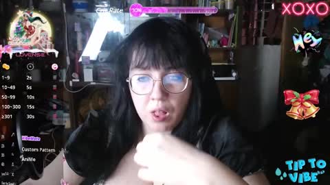 Snapshot of leona_harrison chatting on January 25, 11:34 am Leona Harrison online show from January 25, 11:34 am