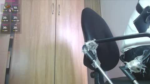 iam leonal online show from February 27, 8:23 pm