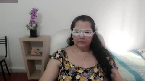 Snapshot of leonela_69 chatting on February 18, 8:58 pm leonela online show from February 18, 8:58 pm