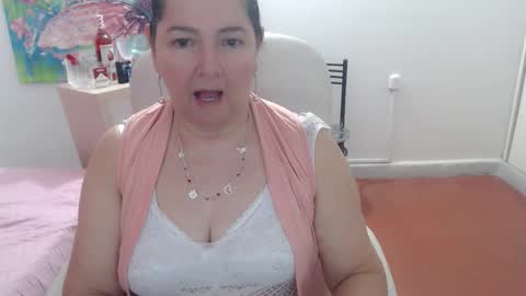 Snapshot of leonela_69 chatting on October 14, 3:09 am leonela online show from October 14, 3:09 am