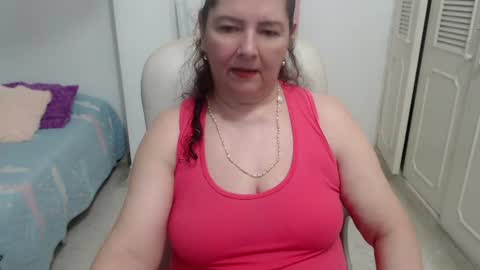 leonela   online show from July 14, 2:05 am