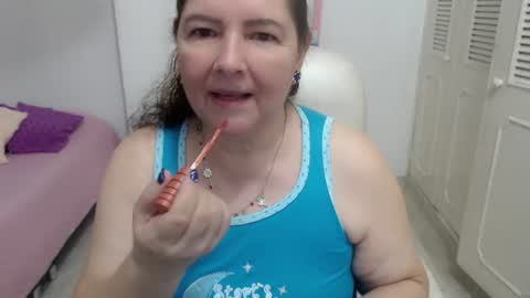 leonela   online show from July 1, 10:51 pm