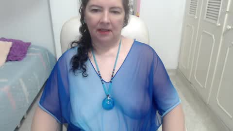 leonela   online show from July 13, 1:53 am