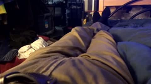 Leon online show from March 10, 9:29 pm