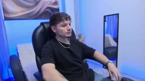 Leo  online show from March 10, 4:06 am