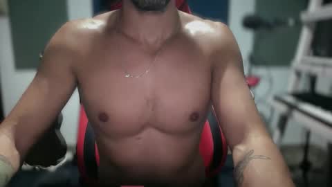 leoon_hot online show from April 25, 1:08 am