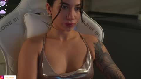 Snapshot of leoramallis chatting on September 14, 5:03 pm Leora online show from September 14, 5:03 pm