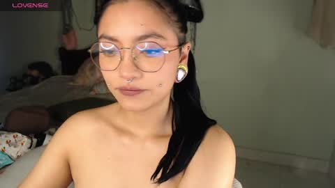 Leslie online show from May 31, 10:58 am
