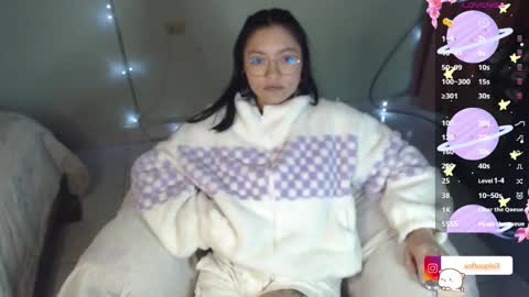 Leslie online show from November 26, 1:14 am