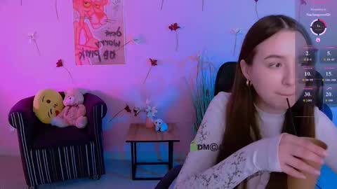 leslie_bird online show from May 4, 9:16 am