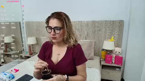 Lesly Santodomingo online show from July 30, 11:22 am