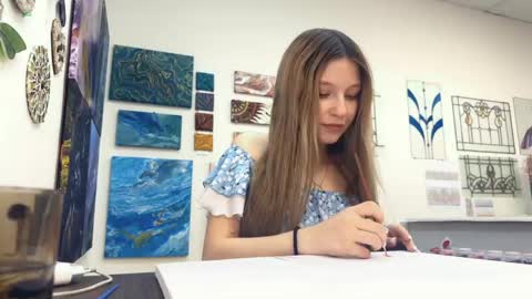Mari online show from May 8, 9:59 am