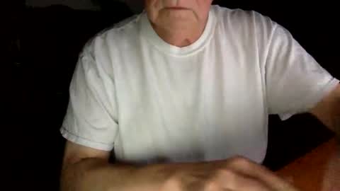 letscum2gether0 online show from November 10, 2:03 am