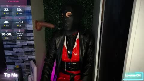 Julian Mask online show from December 4, 4:17 pm