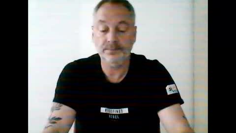 letshavefun2gether68 online show from May 24, 7:04 am