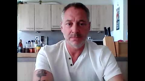 letshavefun2gether68 online show from May 31, 10:47 am