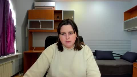 Naomi online show from February 27, 7:01 am