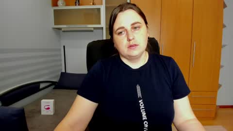 Naomi online show from June 16, 6:17 am