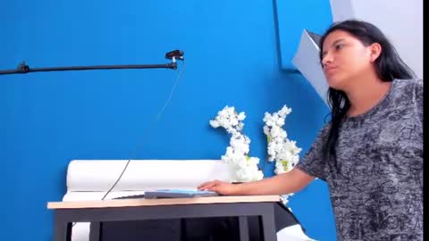 Maria Jose online show from June 25, 11:04 am