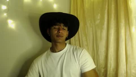 i  am lewis ly EDUARDO MEMDOZA15 online show from January 9, 4:12 pm