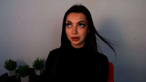 Alexia online show from June 21, 1:39 pm