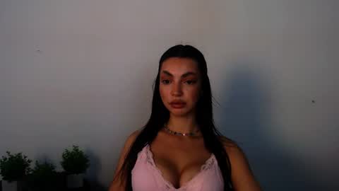 Alexia online show from July 25, 11:30 am