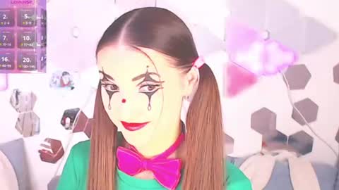 Alexia online show from July 24, 9:01 pm