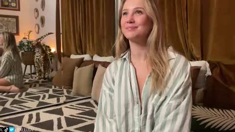 Lexi online show from February 15, 5:21 am