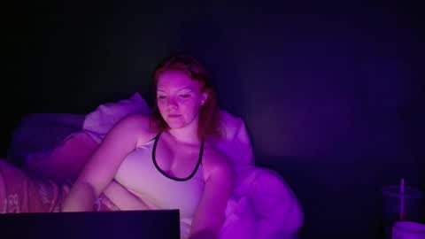 First night camming online show from February 26, 4:05 am