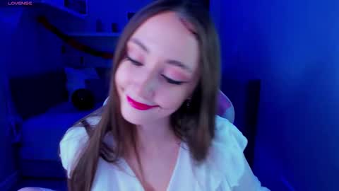 Snapshot of lexi_split chatting on October 31, 7:42 am Lexi GTM2 MonWedThurSatSun 1000am-400pm online show from October 31, 7:42 am