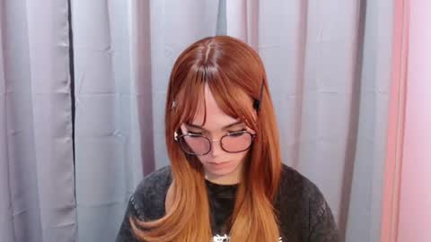 lexibabe_ online show from July 22, 10:50 am