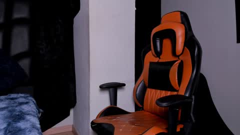 Lixie And Nte online show from January 27, 8:07 am