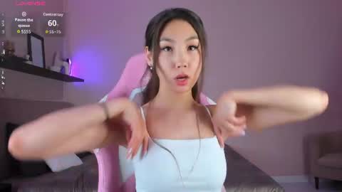Lexie  dont forget to thumbs up me  online show from July 23, 2:31 am