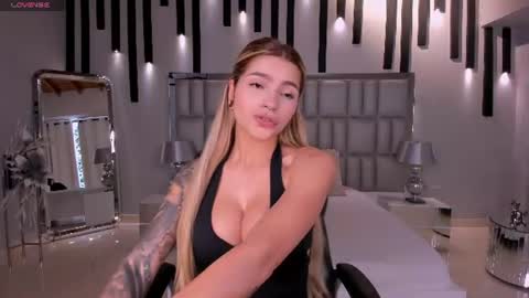 Lexie  online show from July 1, 6:49 pm