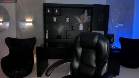 Lexie  online show from July 5, 12:01 pm