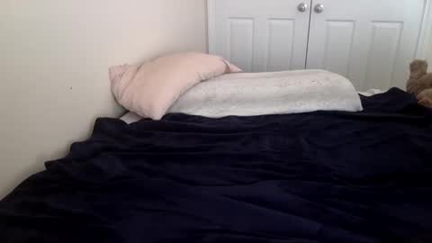 Snapshot of lexiial0 chatting on December 2, 4:15 pm Alexia L. online show from December 2, 4:15 pm