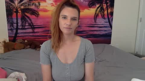 Snapshot of lexiial0 chatting on October 1, 4:50 pm Alexia L. online show from October 1, 4:50 pm