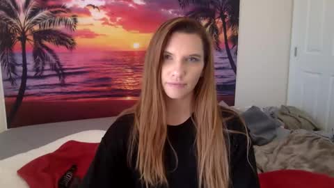 Snapshot of lexiial0 chatting on October 16, 5:01 pm Alexia L. online show from October 16, 5:01 pm
