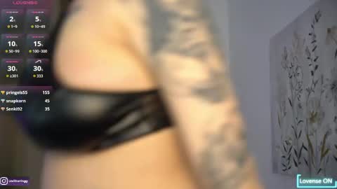 LexiiDarling online show from April 29, 6:35 pm