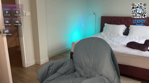 Russian doll that will turn you on online show from November 6, 10:18 am