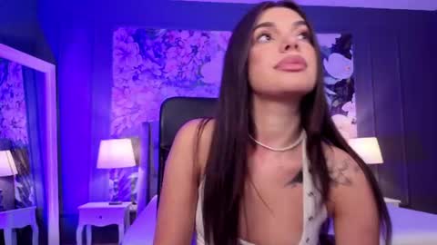 Lexi online show from July 7, 6:47 am
