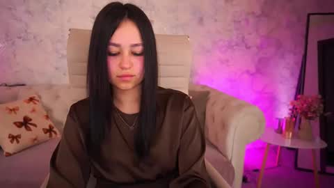 Lexi online show from May 16, 6:32 am