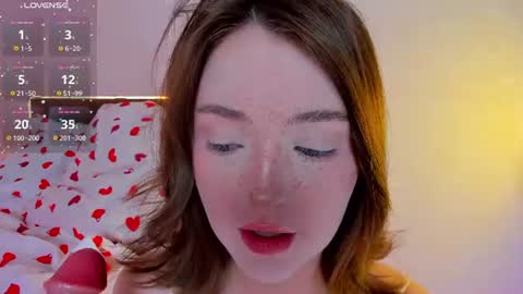 lexi miu online show from June 14, 7:05 pm