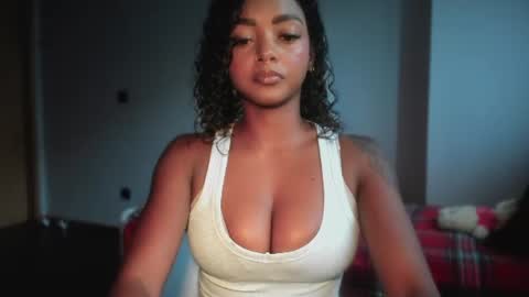 LEXY - Independent account online show from July 13, 2:09 pm