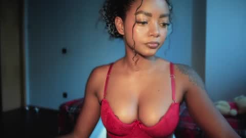 LEXY - Independent account online show from July 14, 11:48 am