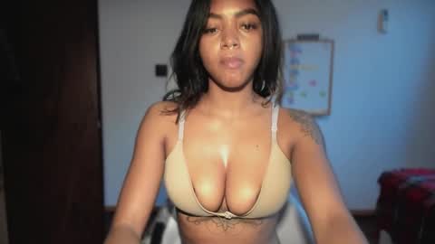 LEXY - Independent account online show from February 13, 2:31 pm