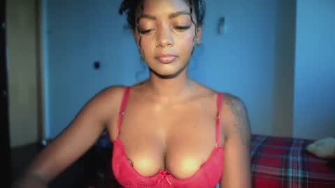 LEXY - Independent account online show from June 12, 10:47 am